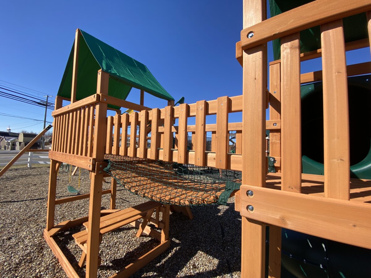 playhouse swing set combo with bridge 2