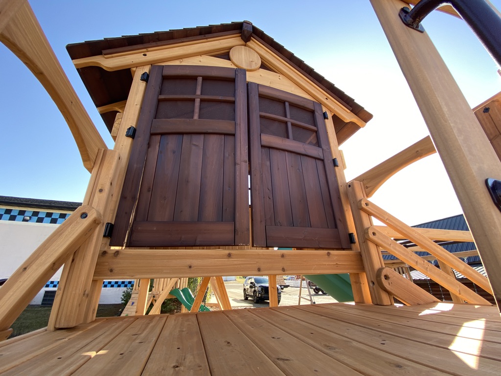 treehouse swing set for sale