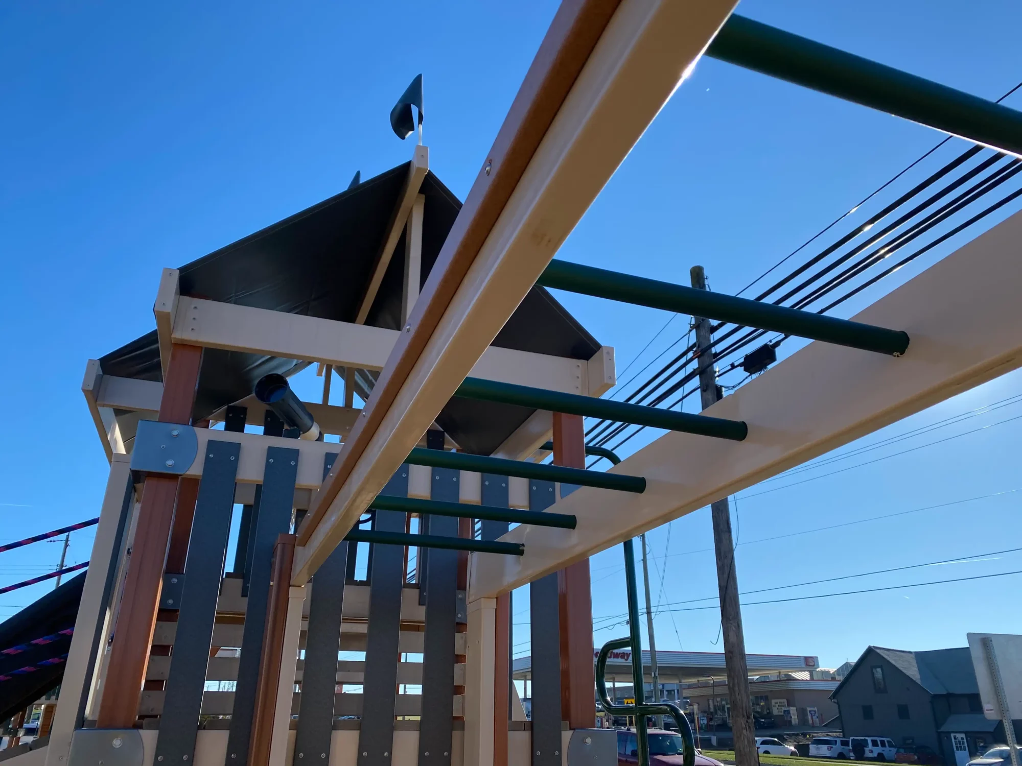 Swing Set with Picnic Table Bowling Green Ohio