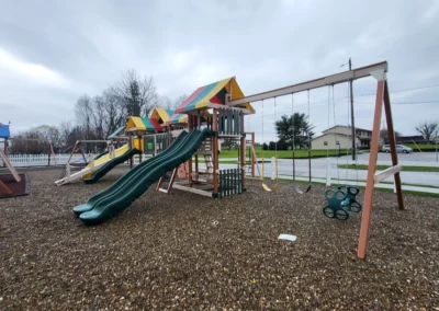 big wooden swing set Ashland Ohio