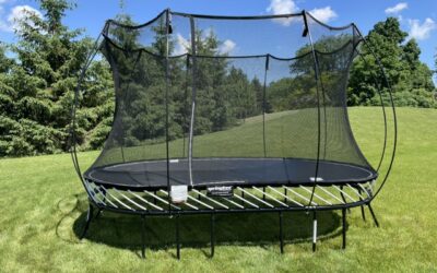 How to Strap Down a Trampoline