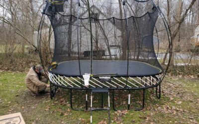 How to Disassemble a Trampoline