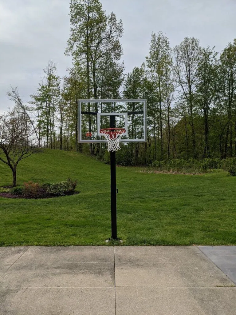 How to build outdoor basketball court Wadsworth ohio